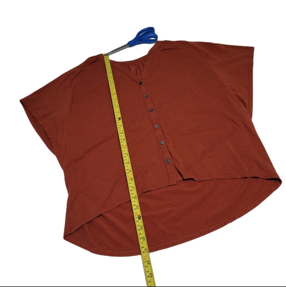 Garnet Hill Women's Size Small Relaxed Fit V- Neck Bat Sleeve Button-up Top - Picture 5 of 9